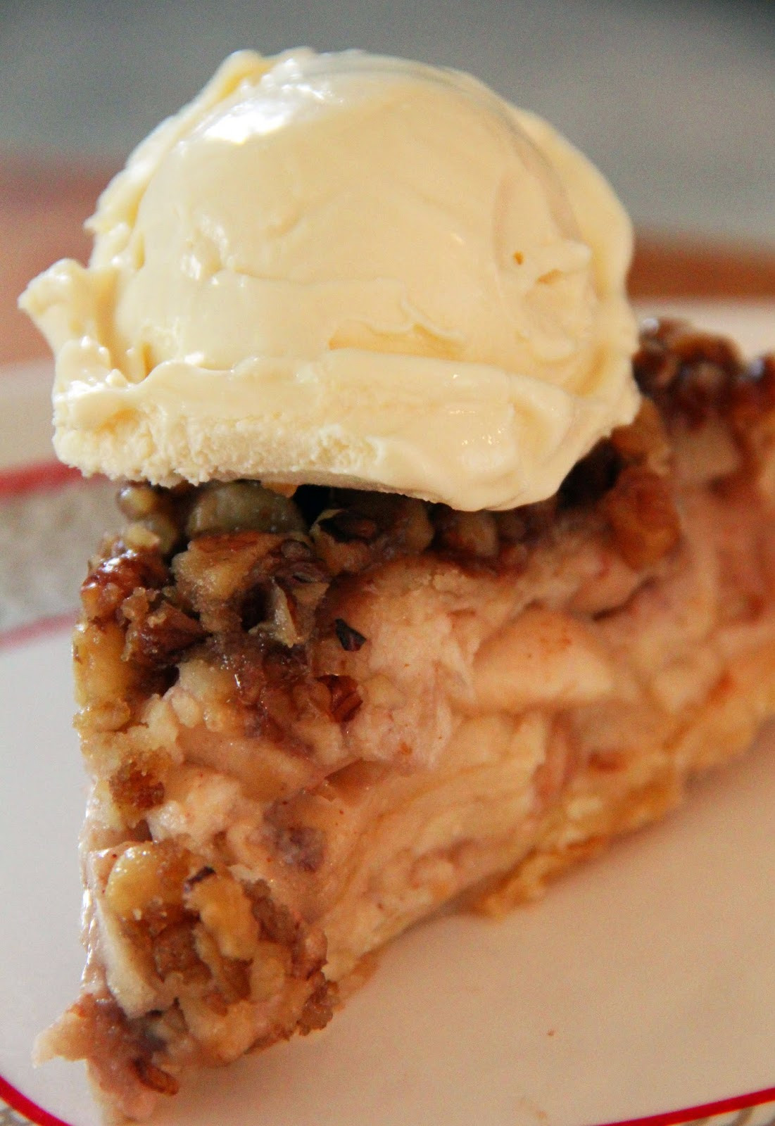 Upside Down Apple Pie
 Jo and Sue Upside Down Apple Pie