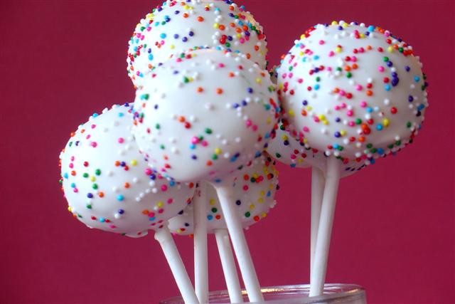 Vanilla Cake Pop Recipe
 Vanilla Cake Pops Recipe — Dishmaps