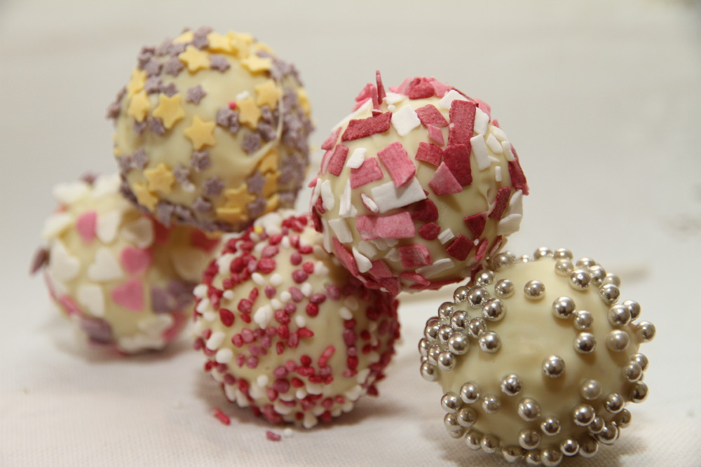 Vanilla Cake Pop Recipe
 Vanilla Cake Pops Recipe — Dishmaps