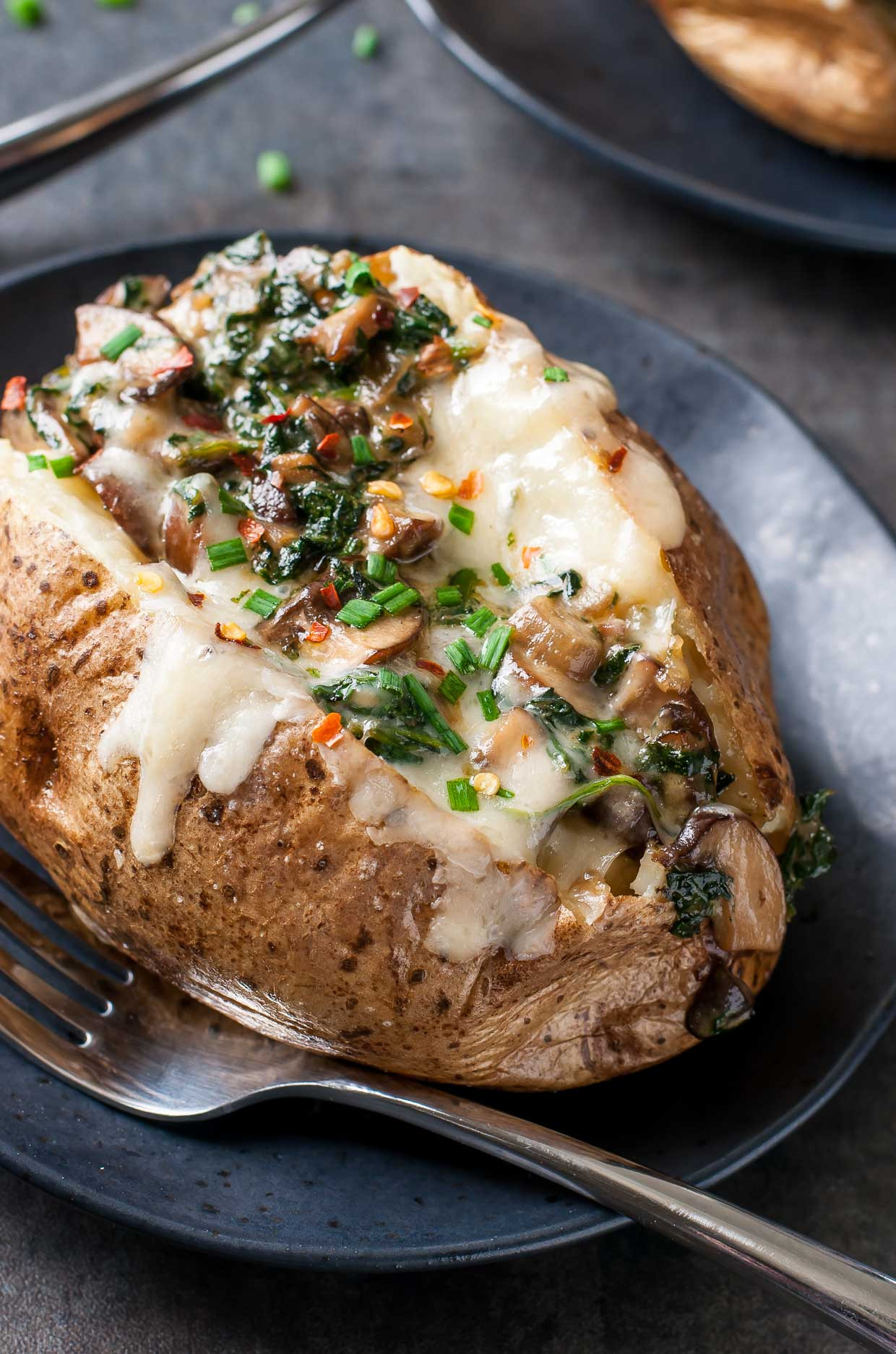 Vegan Baked Potato
 Cheesy Ve arian Loaded Baked Potatoes with Spinach and