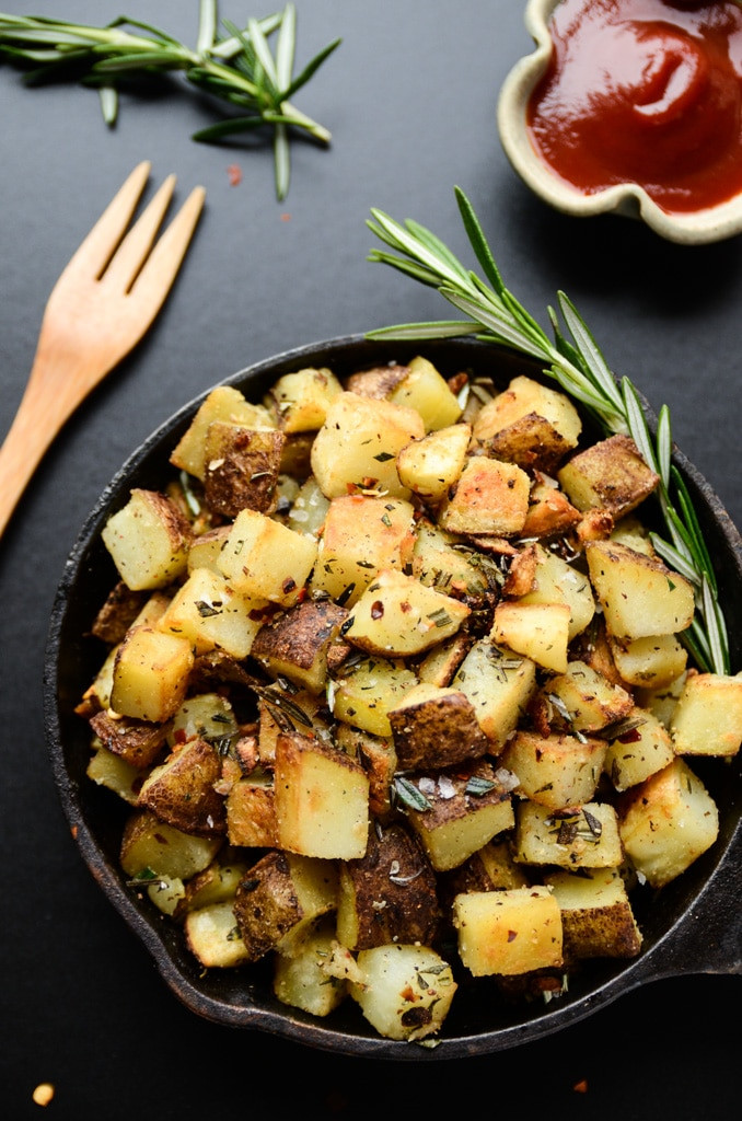 Vegan Breakfast Potatoes
 Crispy Vegan Breakfast Potatoes with Garlic Herb Oil