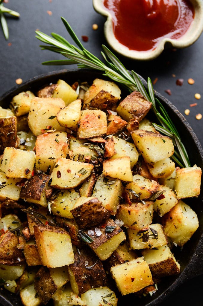 Vegan Breakfast Potatoes
 Crispy Vegan Breakfast Potatoes with Garlic Herb Oil