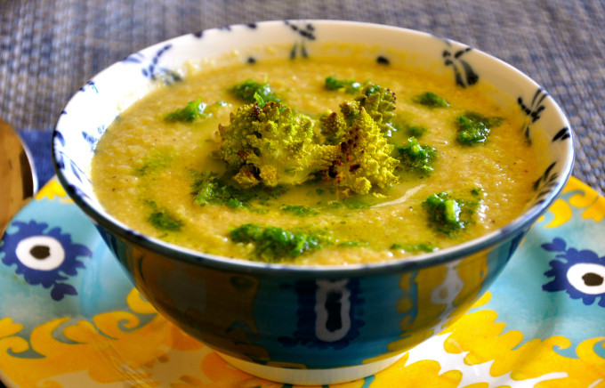 Vegan Cauliflower Soup
 Green Vegan Cauliflower Soup with Parsley Sauce