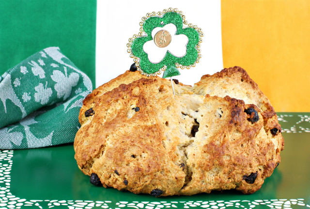 Vegan Irish Soda Bread
 10 Ve arian and Vegan Dishes for St Patrick s Day