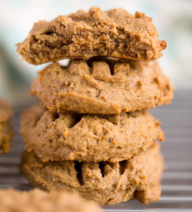 Vegan Peanut Butter Cookies
 Vegan Peanut Butter Cookies