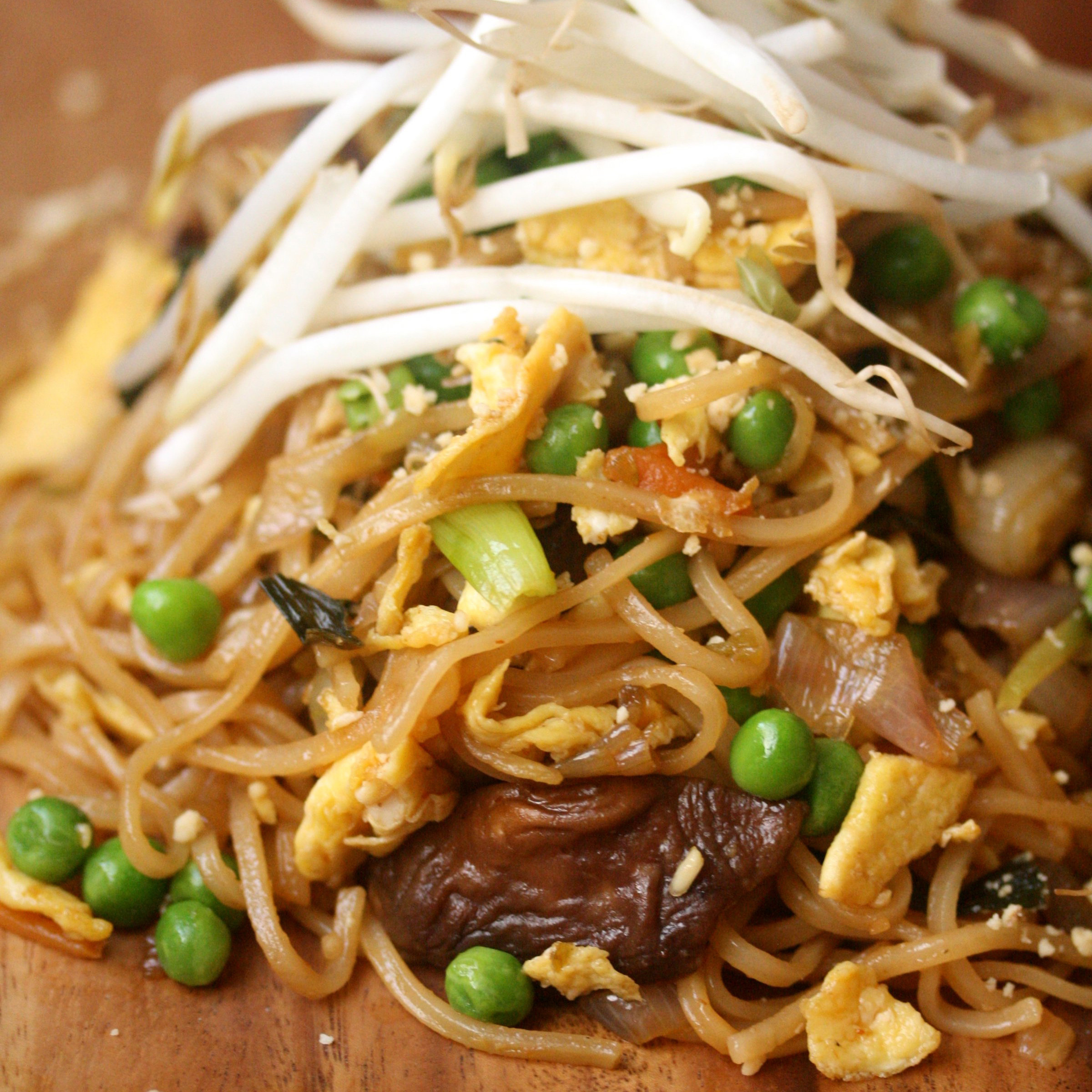 Vegetable Pad Thai
 Ve able Pad Thai with Peas Carrots and Mushrooms Recipe