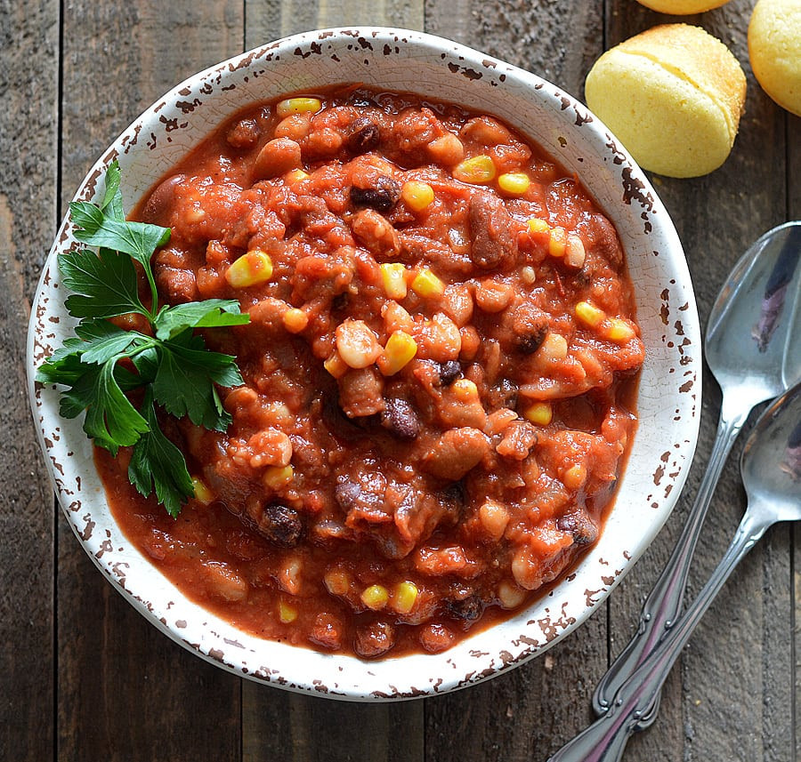 Vegetarian Bean Chili
 three bean ve arian chili