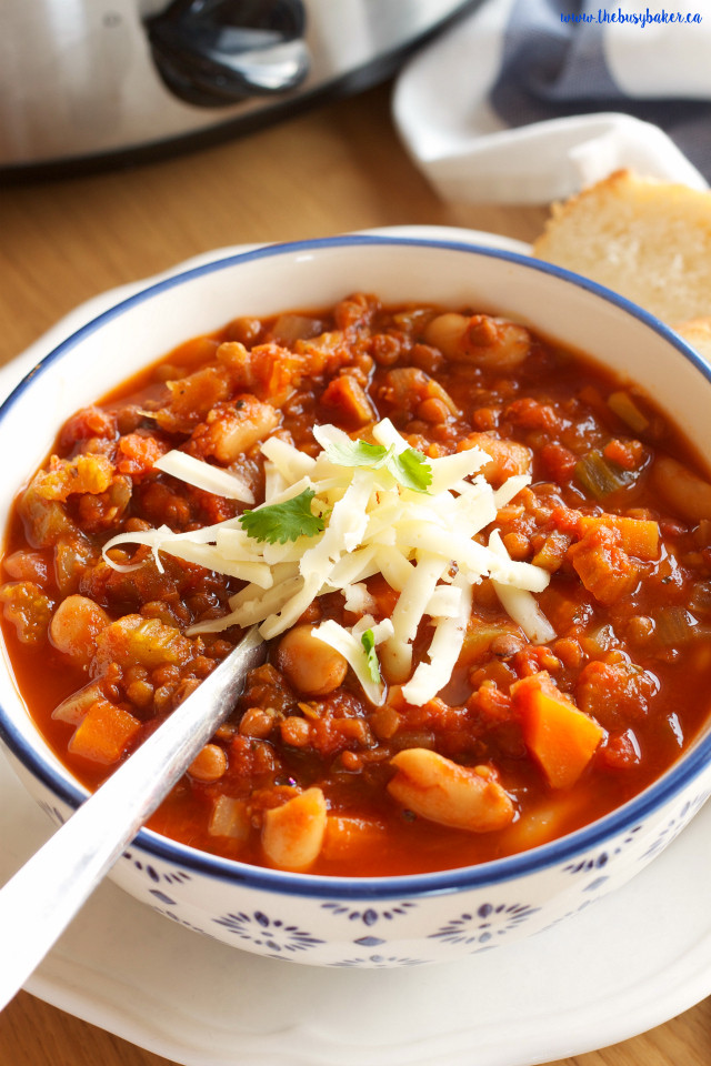 Vegetarian Chili Recipe Crock Pot
 Crock Pot Ve arian Chili Slow Cooker The Busy Baker