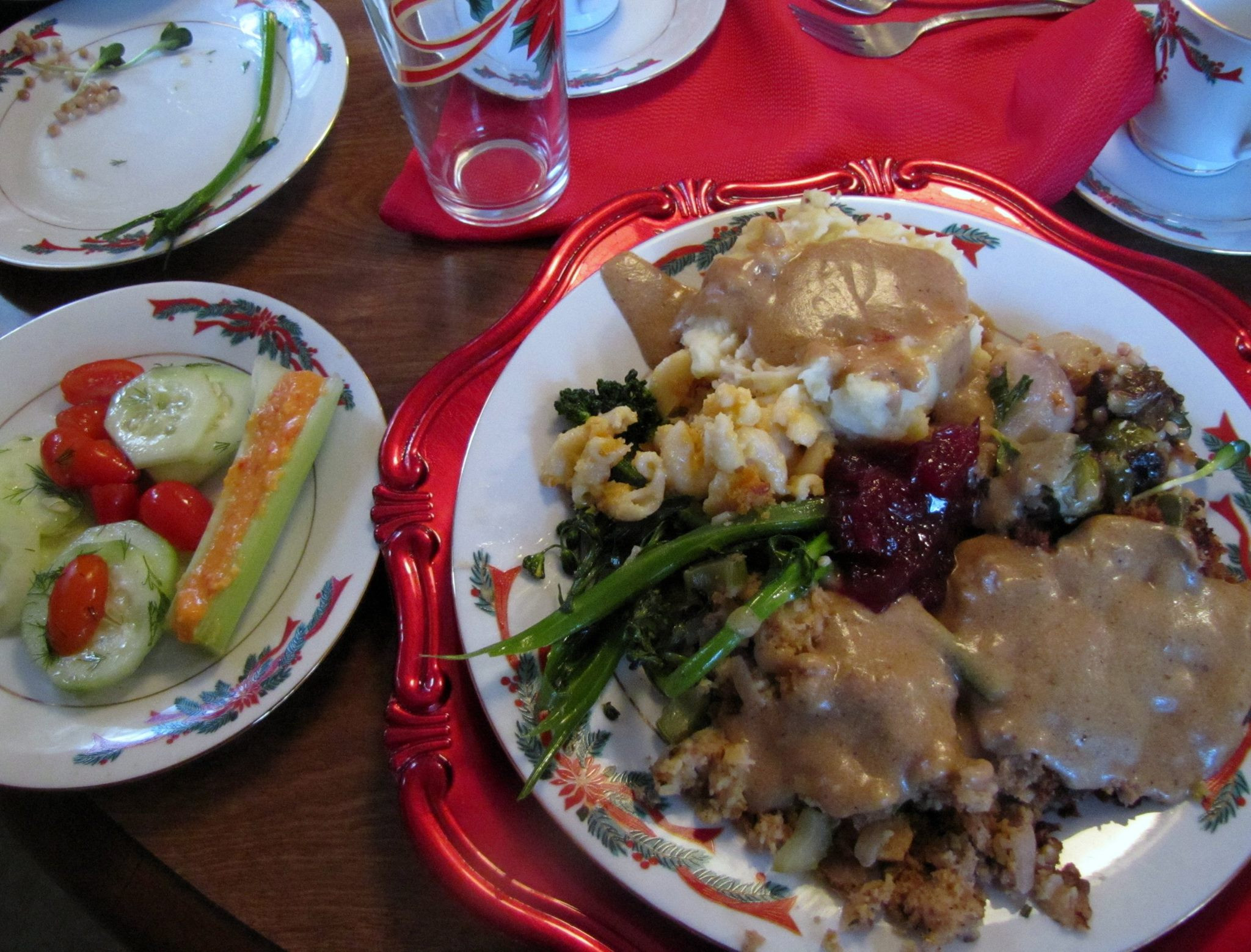 Vegetarian Main Dishes
 Ve arian Thanksgiving Menu – & Main Dish Stuffing Recipe