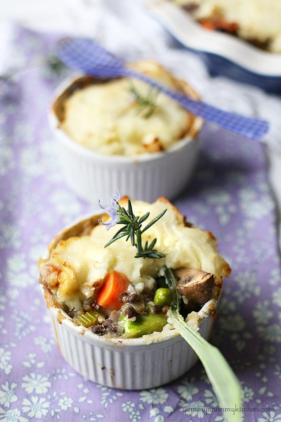 Vegetarian Shepherds Pie
 Ve able Lentil Shepherd s Pie