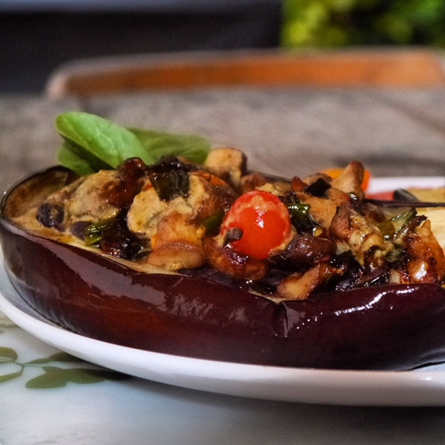 Vegetarian Stuffed Eggplant
 Ve arian Stuffed Eggplant with Savory Pistachio Cream