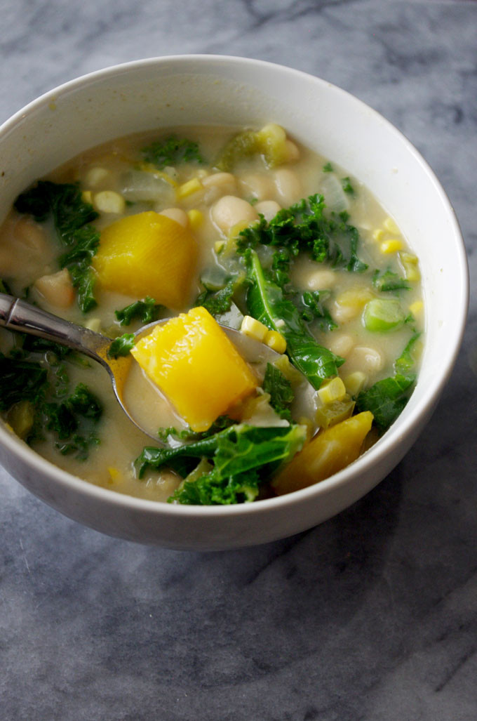 Vegetarian White Bean Chili
 Easy Stovetop Ve arian White Bean Chili Recipe