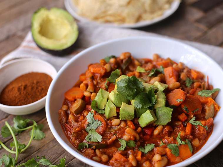 Vegetarian White Bean Chili
 White Bean Ve arian Chili