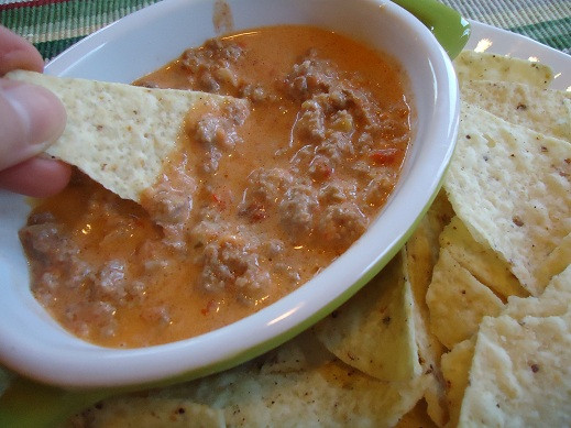 Velveeta Queso Dip With Ground Beef
 velveeta queso dip with ground beef and rotel