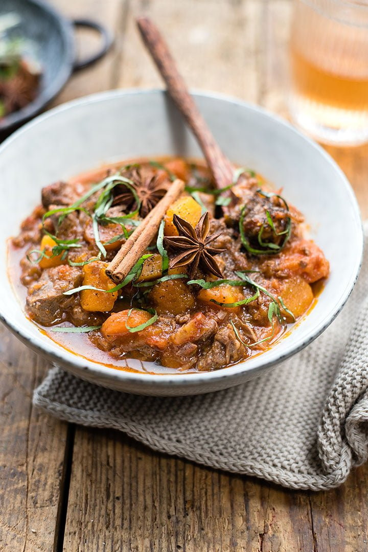 Vietnamese Beef Stew
 Pressure cooker Vietnamese beef stew