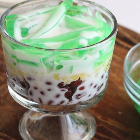 Vietnamese Desserts Recipes
 Refreshing dessert Che Ba Mau Vietnamese Three Color