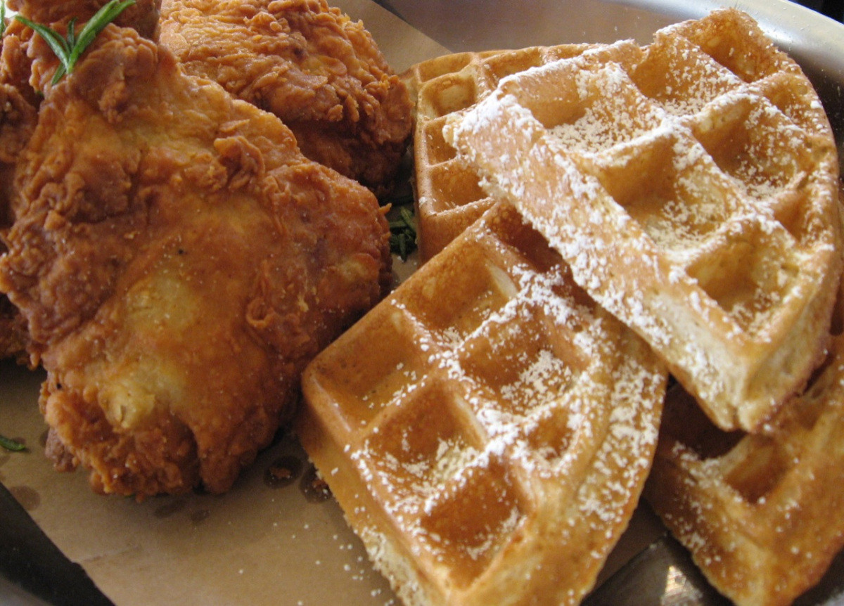 Waffles And Chicken
 Chicken & Waffle Showdown Gladys Knight’s ATL vs