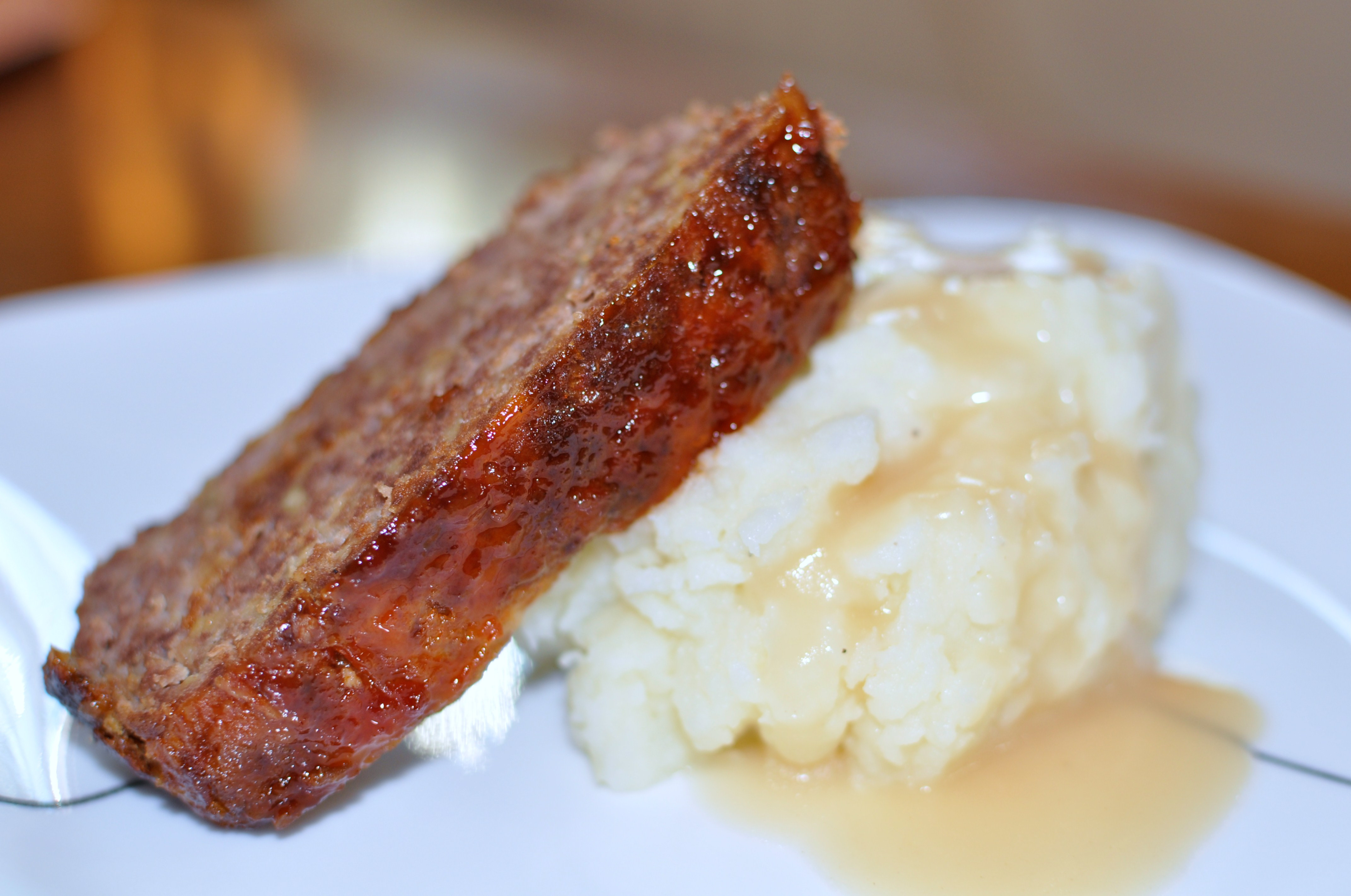 What Goes With Mashed Potatoes
 what goes with meatloaf and mashed potatoes