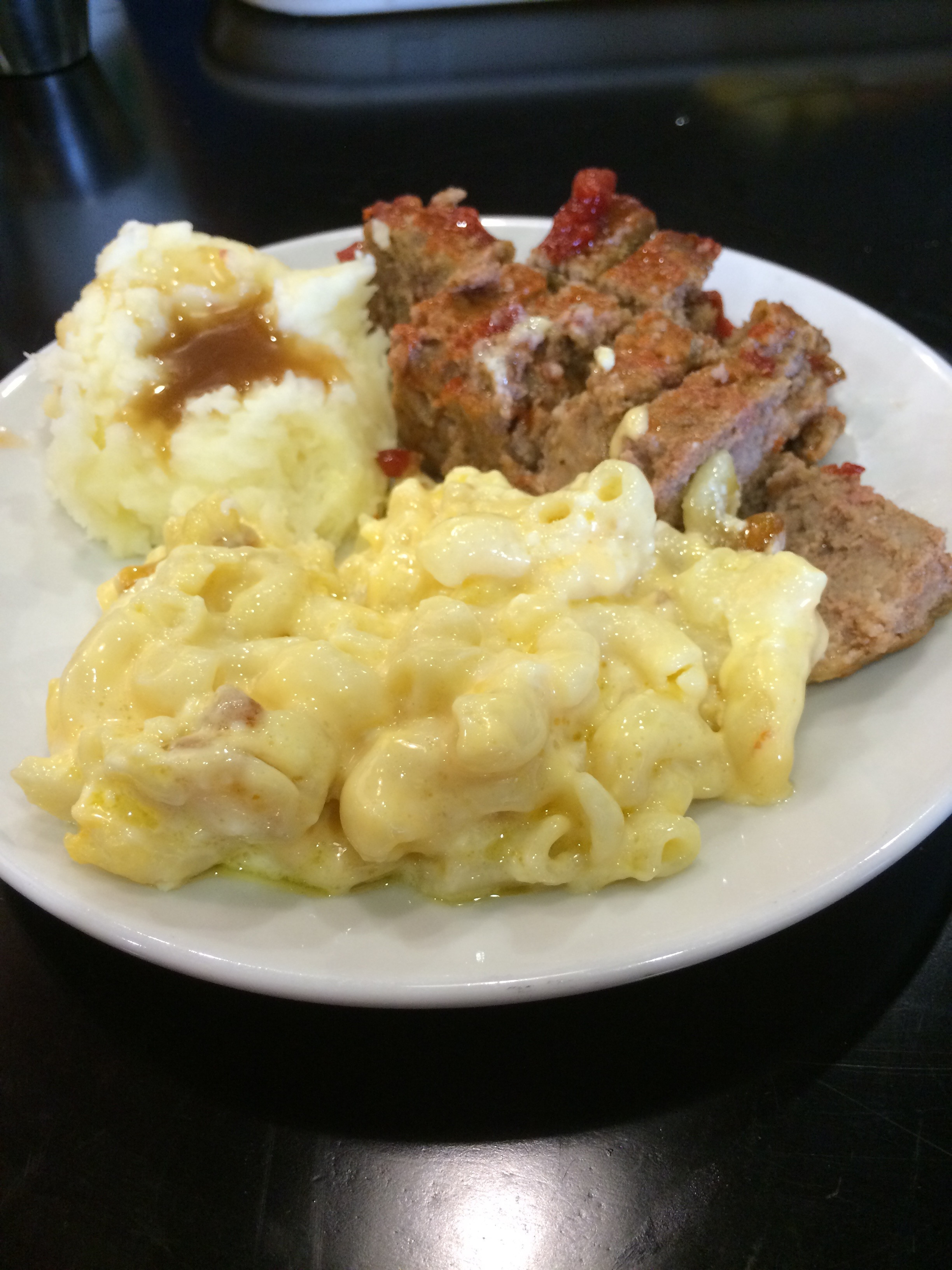 What Goes With Mashed Potatoes
 what goes with meatloaf and mashed potatoes