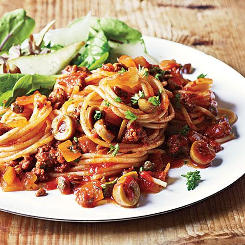 What To Cook For Dinner Tonight
 Spanish Spaghetti with Olives Dinner Tonight Pasta