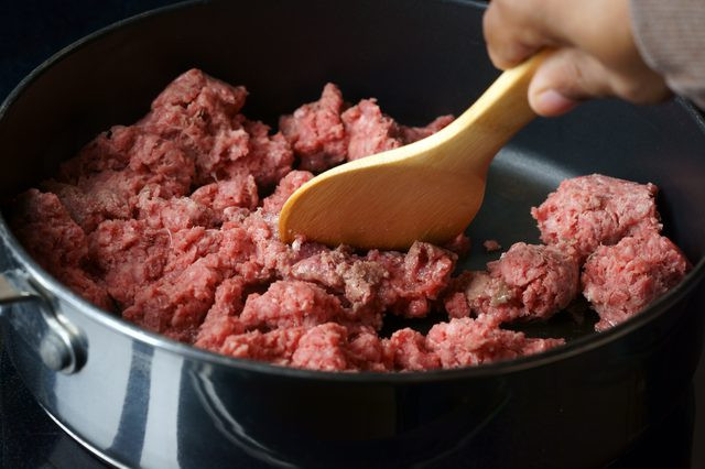 What To Cook With Ground Beef
 How to Cook Ground Beef in a Skillet