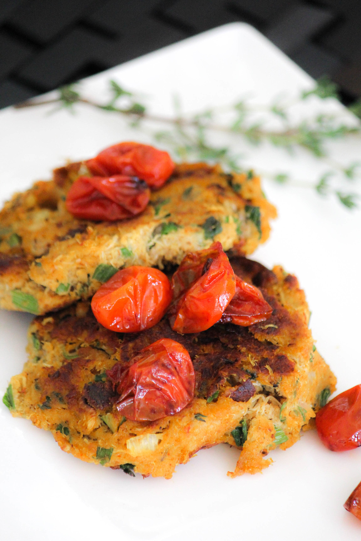 What To Eat With Crab Cakes
 Best Crab Cake Recipe and it s Clean