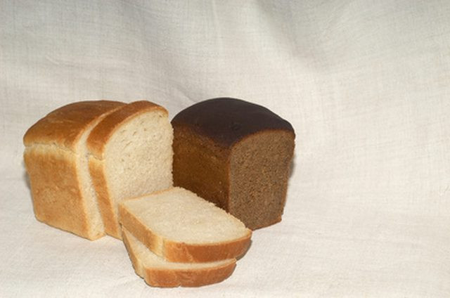 Wheat Bread Vs White Bread
 Nutrition & Fat White Bread vs Whole Wheat Bread