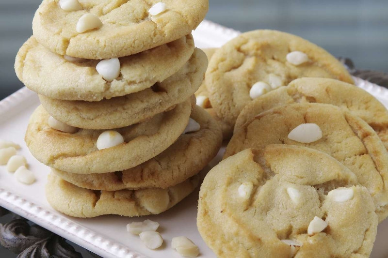 White Chocolate Chip Macadamia Nut Cookies
 Cake Batter Cookie Recipe White Chocolate and Macadamia