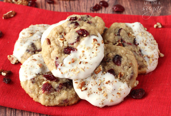 White Chocolate Cranberry Oatmeal Cookies
 White Chocolate Dipped Cranberry Oatmeal Cookies Life
