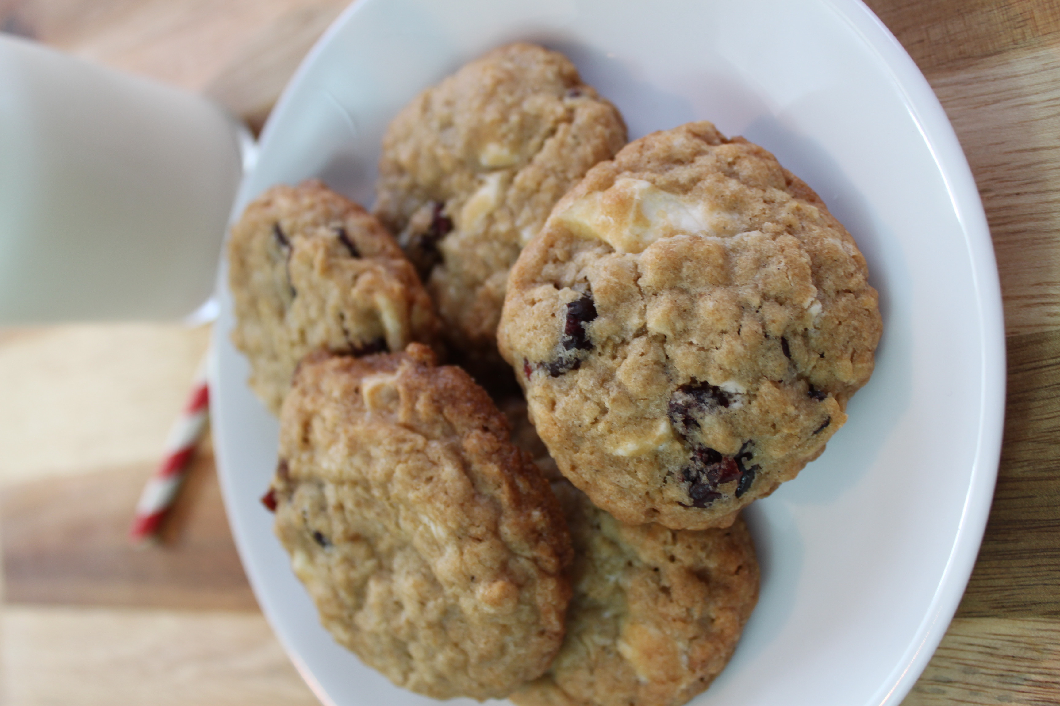 White Chocolate Cranberry Oatmeal Cookies
 white chocolate cranberry oatmeal cookies