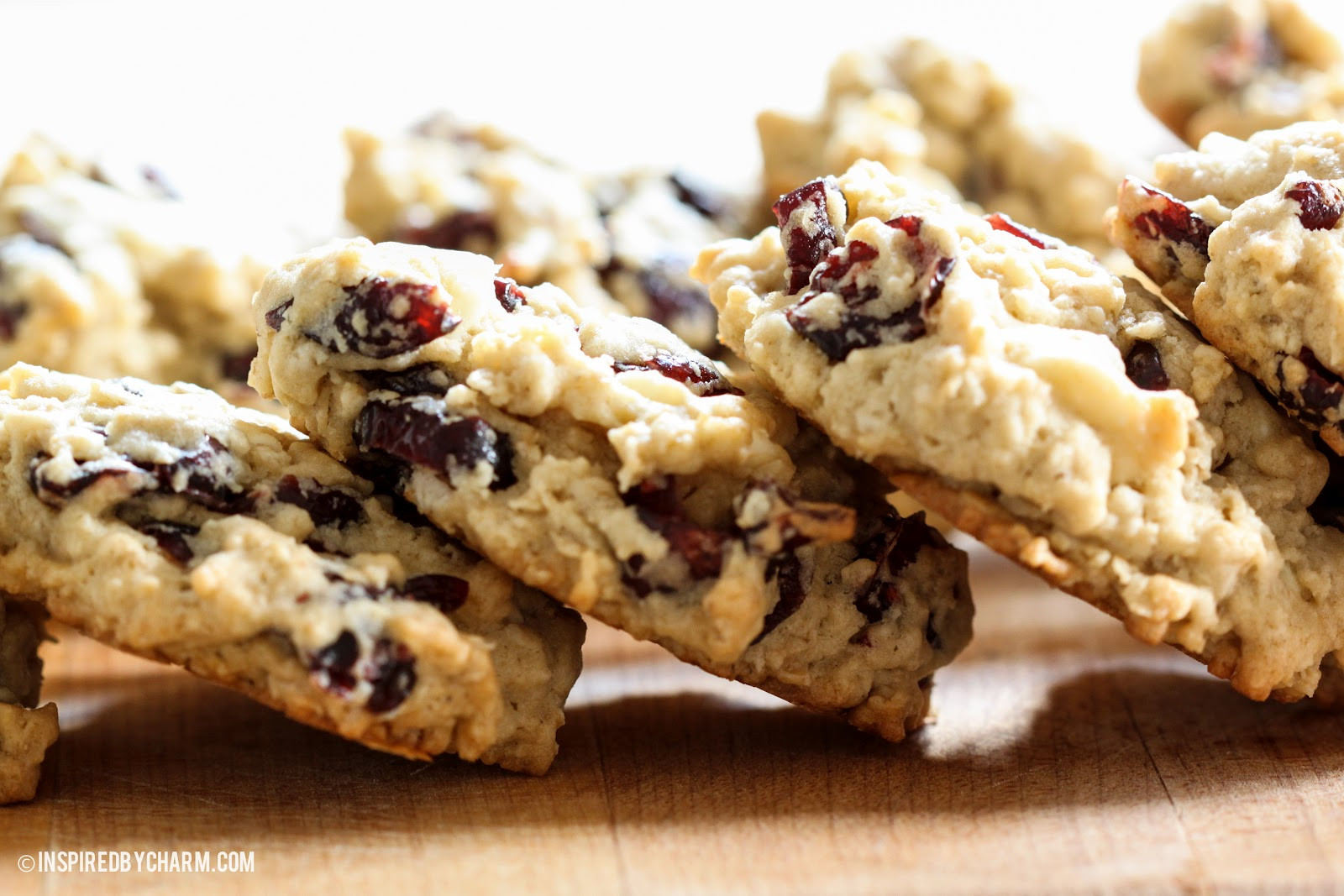 White Chocolate Cranberry Oatmeal Cookies
 White Chocolate Cranberry Oatmeal Cookies