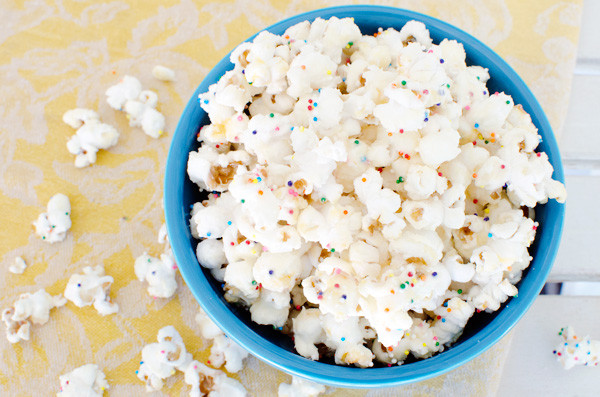 White Chocolate Popcorn
 EASY White Chocolate Confetti Popcorn Recipe A Side of Sweet