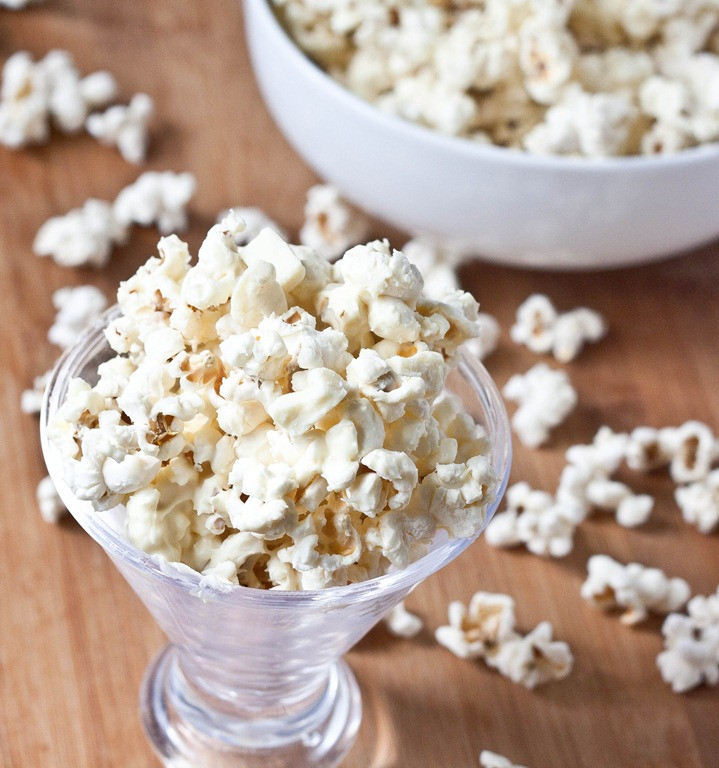 White Chocolate Popcorn
 White Chocolate Popcorn