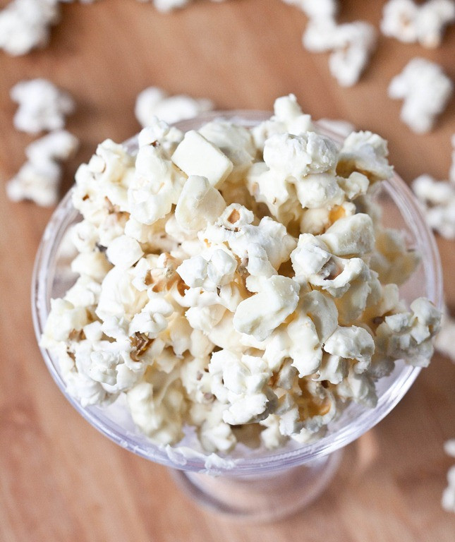 White Chocolate Popcorn
 White Chocolate Popcorn