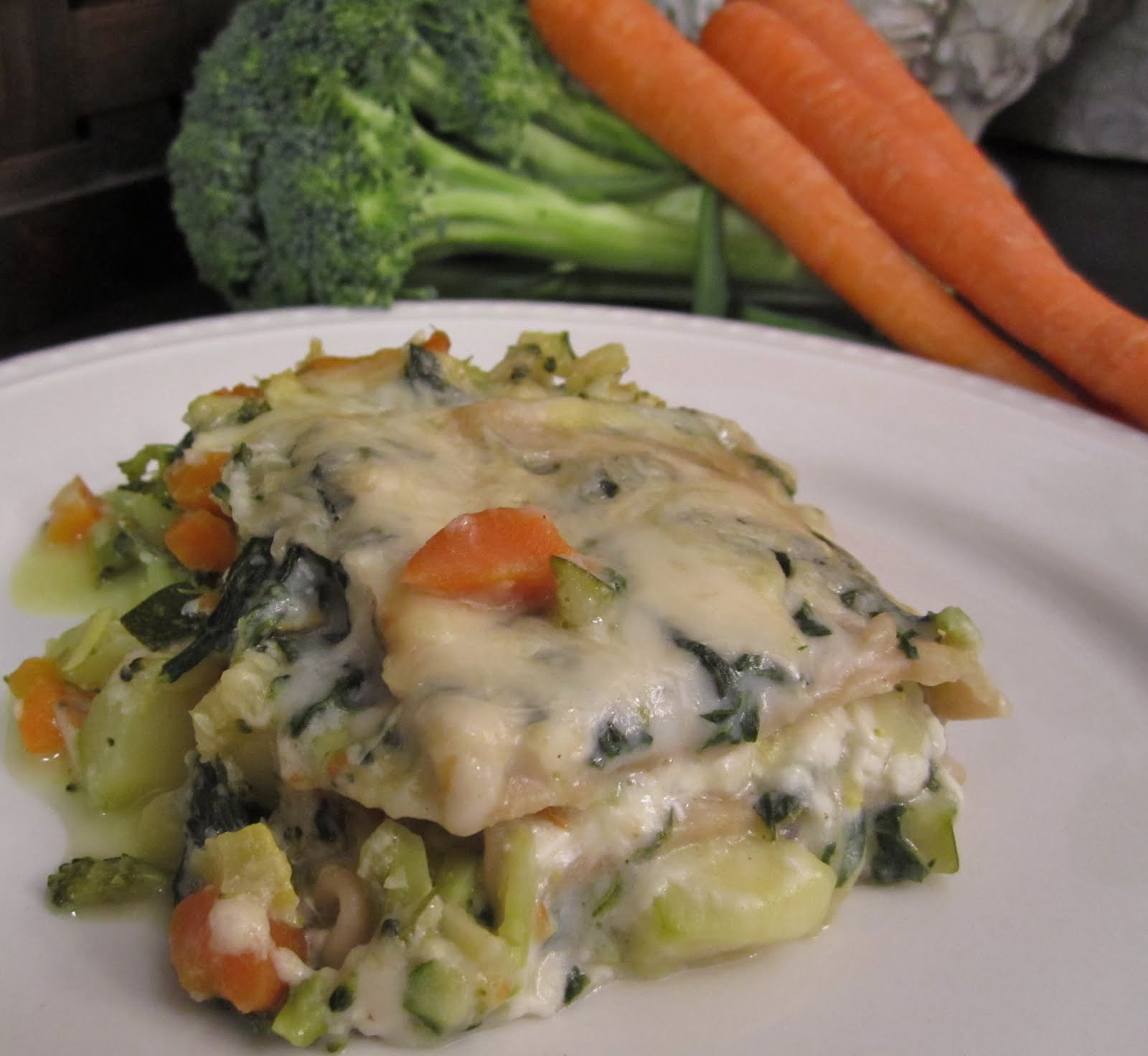 White Vegetable Lasagna
 Nosh N Nutrition Ve able Lasagna White and Light