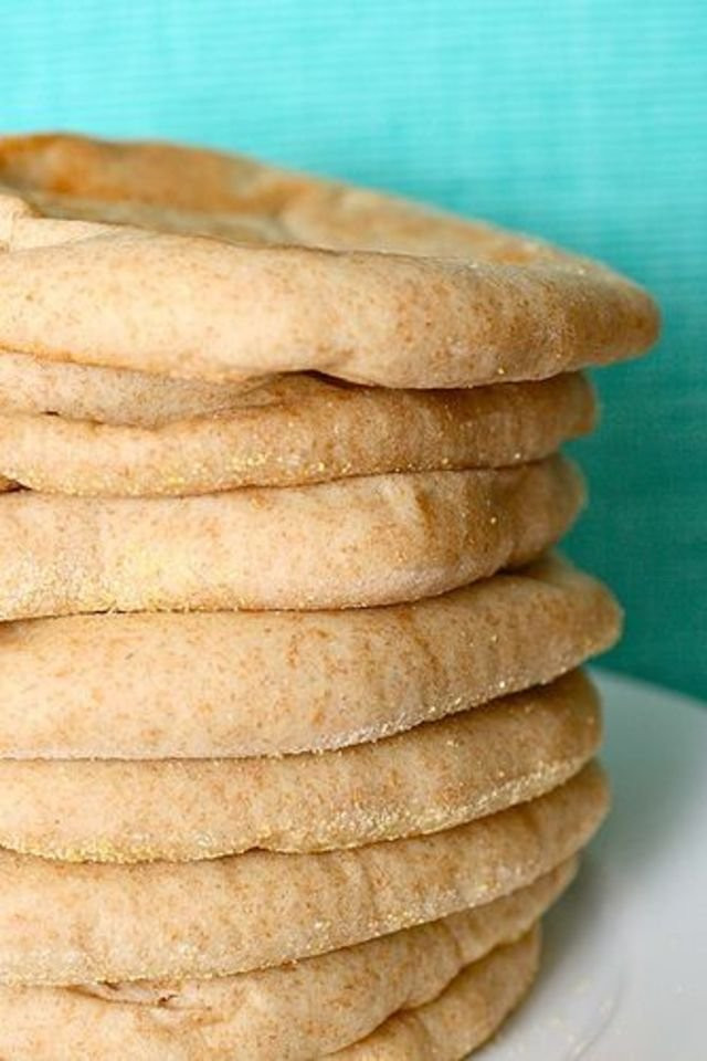 Whole Wheat Pita Bread Recipe
 A Fast and Easy Recipe to Make Pizza Using Pita Bread