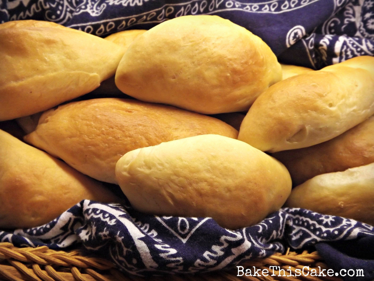 Yeast Bread Rolls
 Follow the photos to bake this bread – Graphics