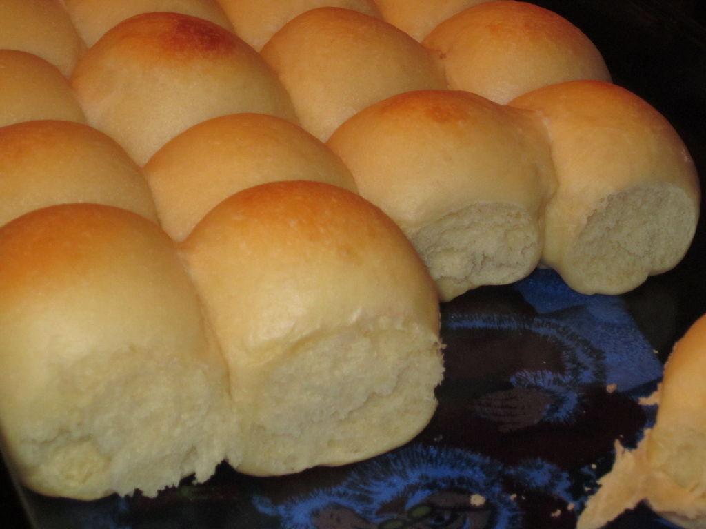 Yeast Bread Rolls
 Easy Yeast Rolls