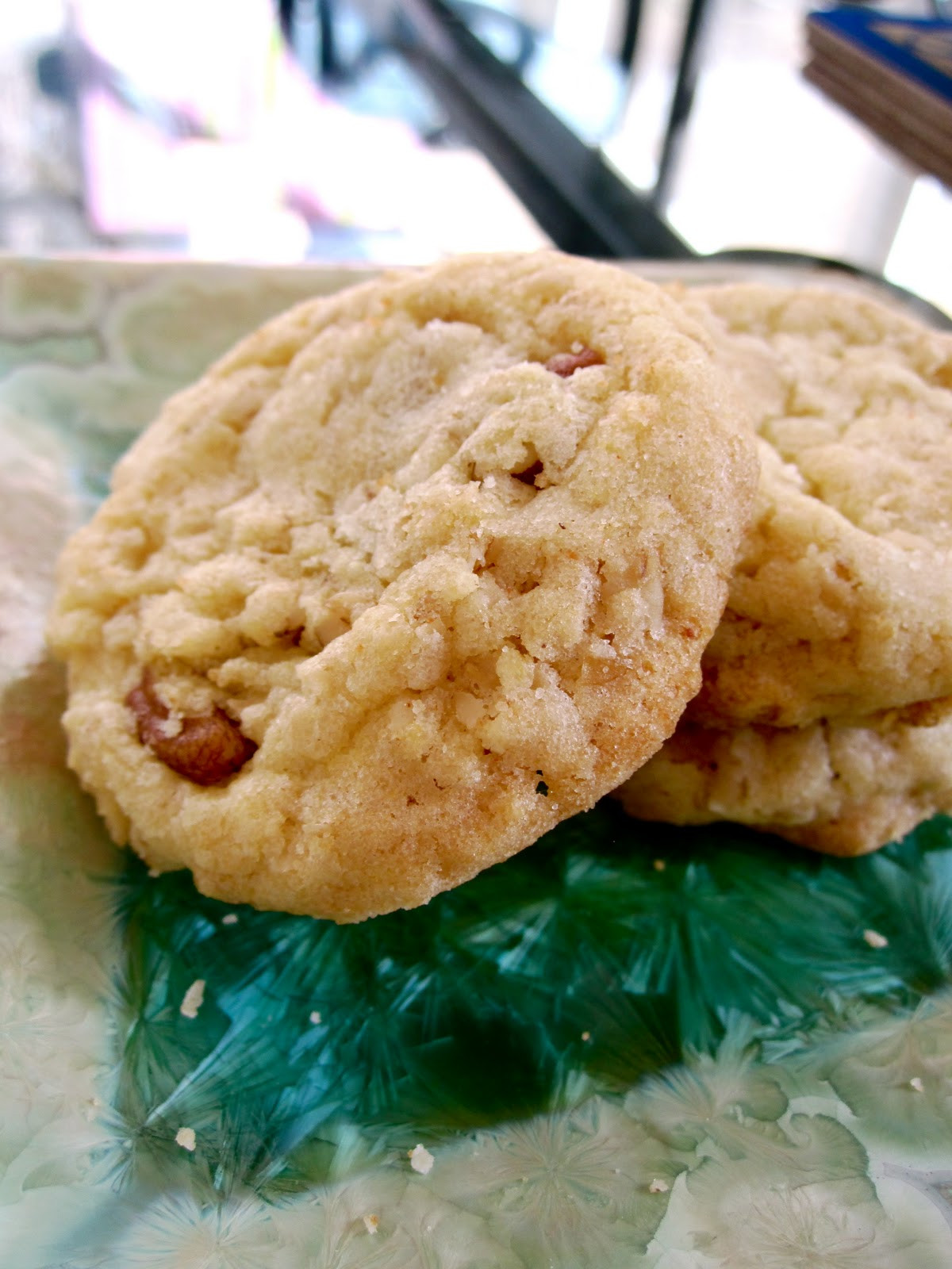 Yellow Cake Mix Cookies
 Chocolate Therapy Yellow Cake Oatmeal Pecan Cookies