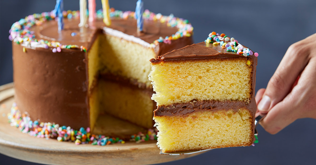 Yellow Cake With Chocolate Frosting
 Classic Yellow Cake with Chocolate Frosting Recipe