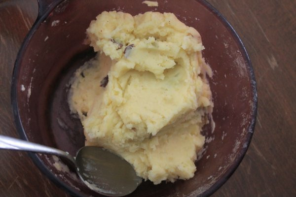 Yukon Gold Mashed Potatoes
 The Lowly Spud Mashed Potatoes