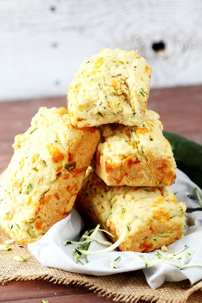 Zucchini Cheese Bread
 Cheesy Garlic Zucchini Bread