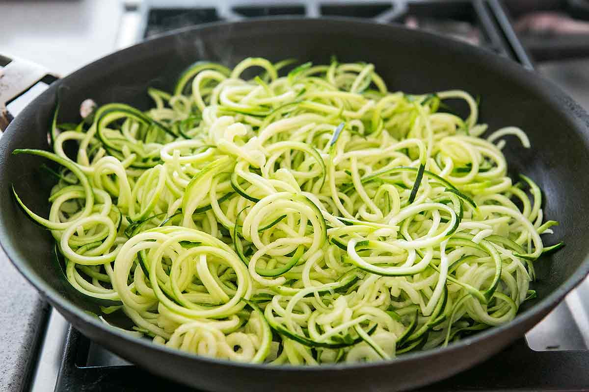 Zucchini Noodles Recipe With Chicken
 Zucchini Noodle Chicken Pesto Bowl Recipe