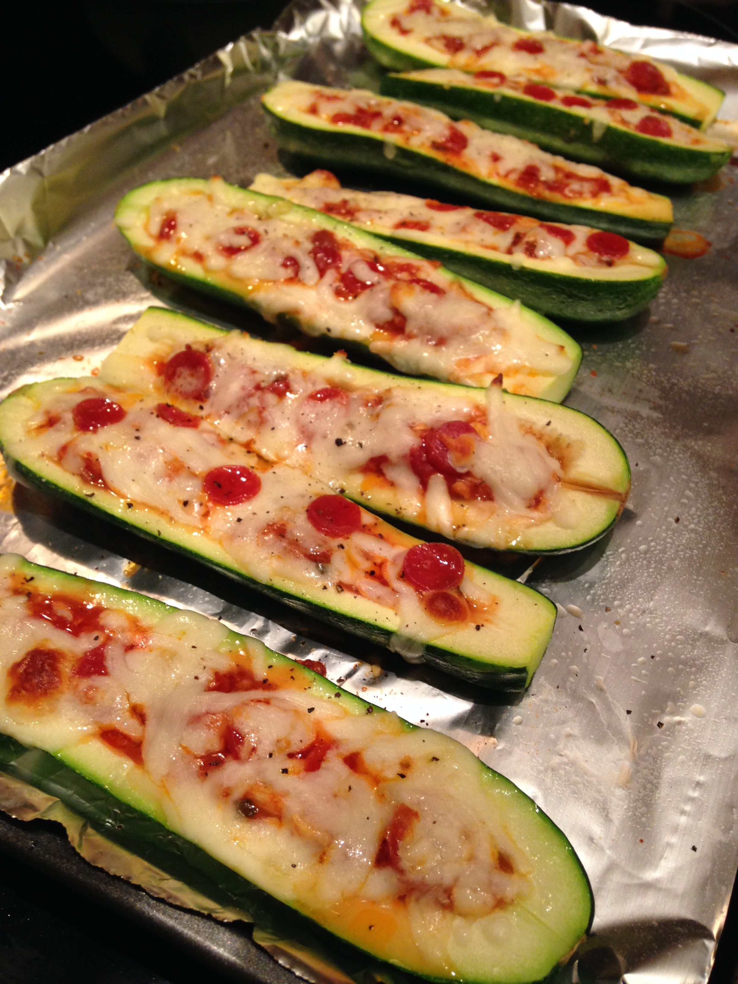 Zucchini Pizza Boats
 zucchini pizza boat