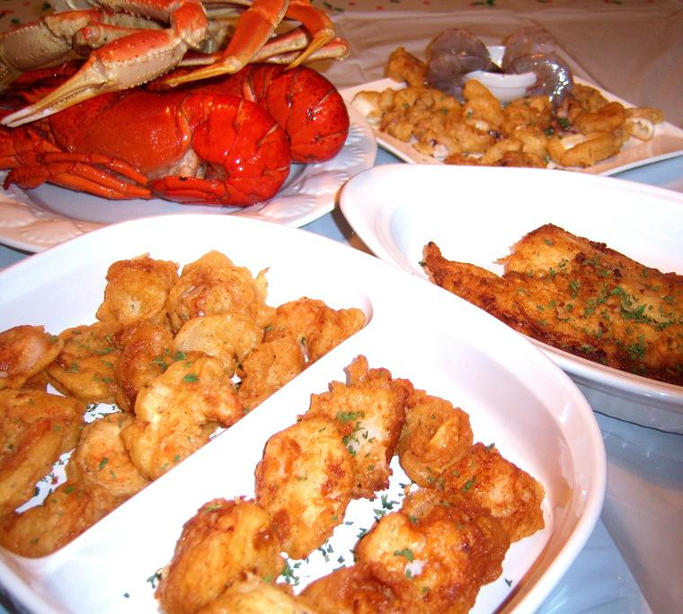 7 Fish Italian Christmas Eve Recipes
 Feast of 7 Fishes Italian Menu For Christmas Eve With What