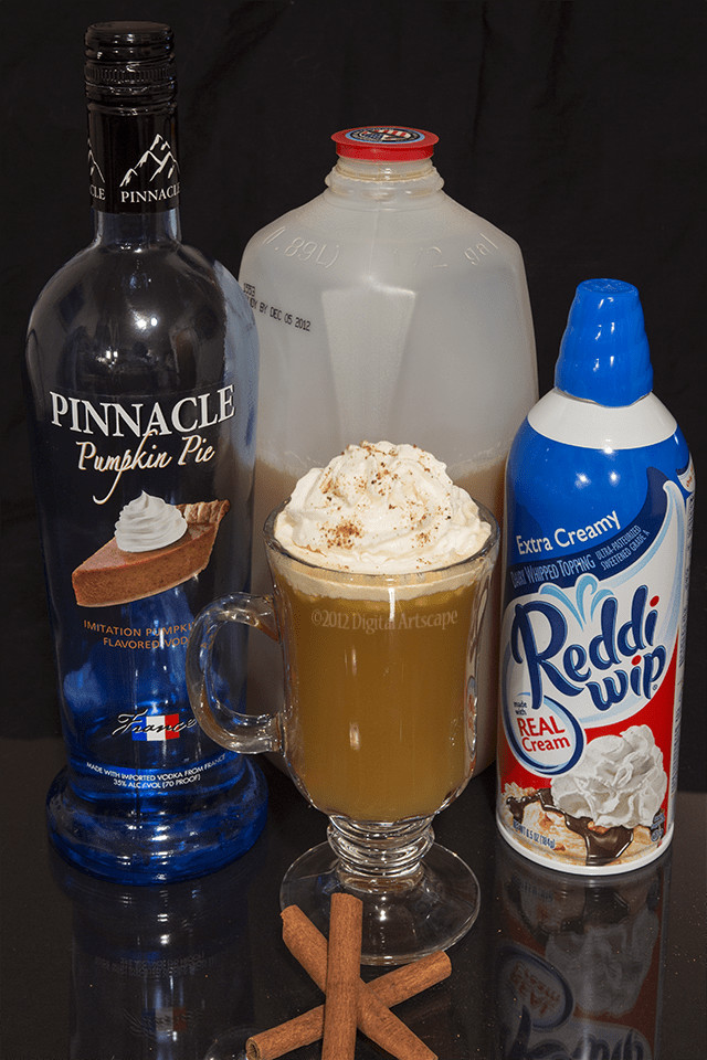 Alcoholic Thanksgiving Drinks
 Holiday Mixed Drink Recipe Thanksgiving In A Glass DIY