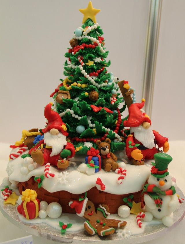 Amazing Christmas Cakes
 15 Amazing Christmas Cakes A Holiday Scene