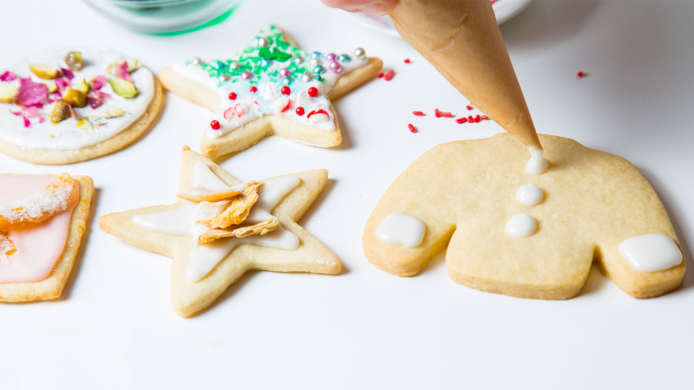 Best Tasting Christmas Cookies
 How to Roll Bake and Decorate Holiday Sugar Cookies
