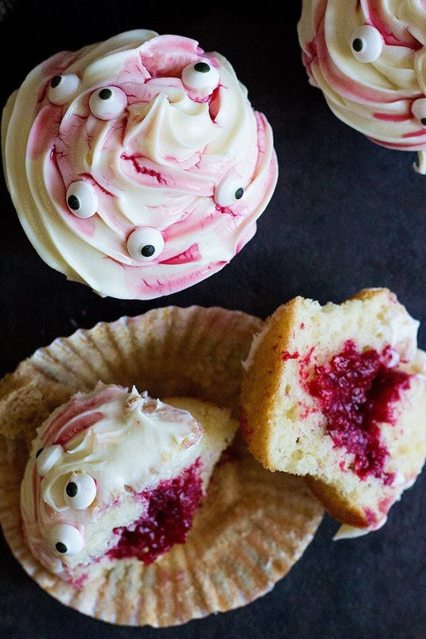 Bloody Halloween Cupcakes
 How to Make Bloody Cupcakes [Video] • Unicorns in the Kitchen