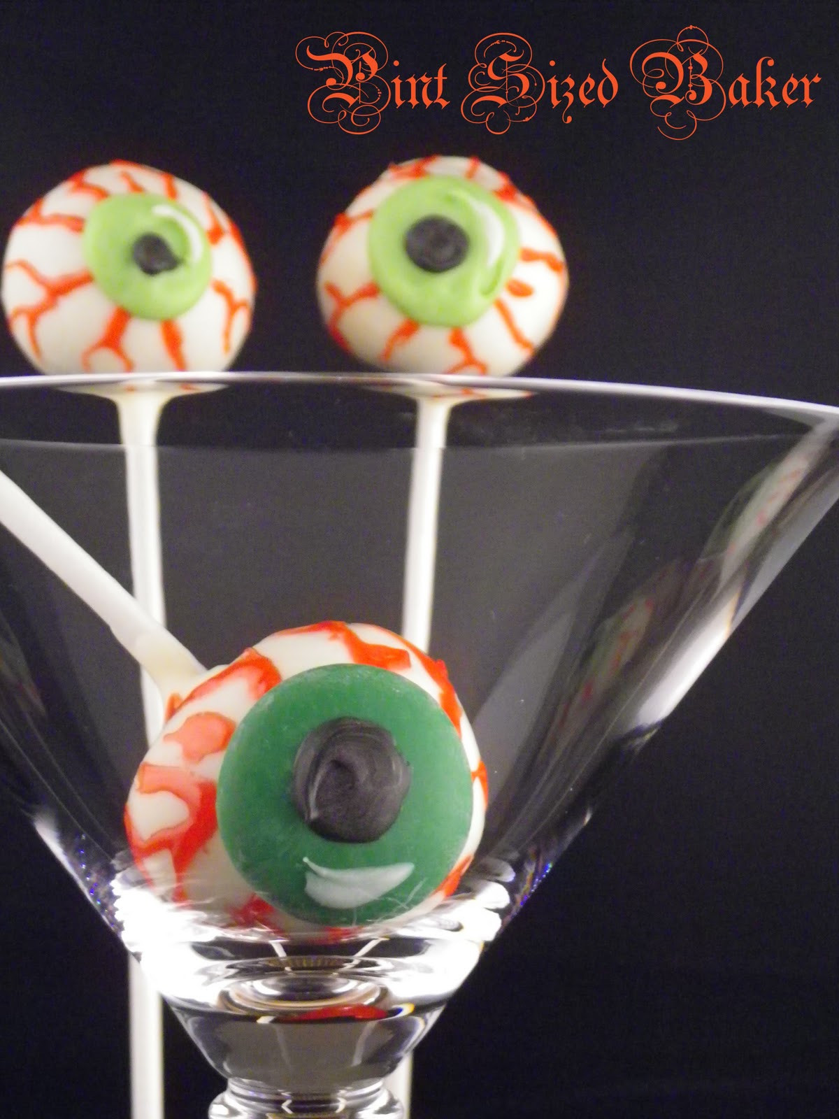 Cakes Pops Halloween
 Halloween Cake Pops Pint Sized Baker